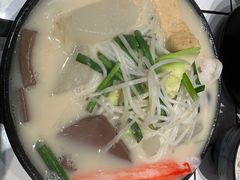 -肥汁米蘭香港米线(长宁来福士店)