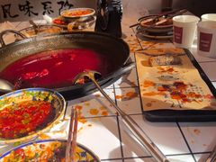 -旧街市鲜货老火锅(大光路店)