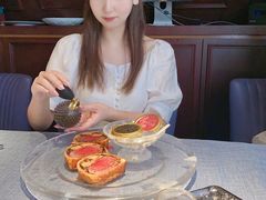 -弦月窗LUNETTE BY AMANDA(复兴路店)