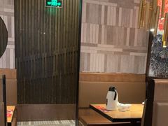 -爱碗亭·鲜炒湖南菜(壹城中心店)