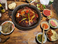 -四小区火锅·巷子里的重庆火锅(花照壁店)