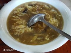 -溢心园香河肉饼总店