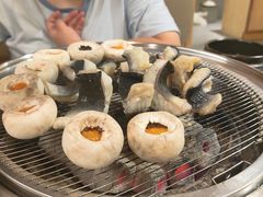 -围炉肉舍丹东海鲜烤肉·烤活鳗(步行街店)