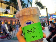 -沪上阿姨·精选茶饮(龙湖滨江天街店)