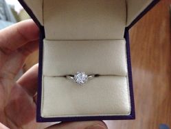 -威德钻石-克拉钻大本营(南京东路店)