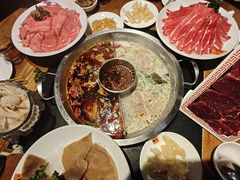 -佬土鹅肠火锅(中山桥店)