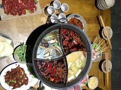 -白乐天毛肚火锅馆(南滨路店)