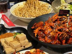 -巴厘龙虾·榜首油焖大虾(音乐学院·沿江酒馆店)