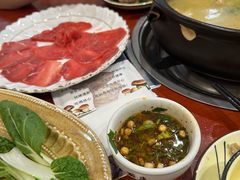 -菌之家·专业纯野生菌火锅·特色炒菌