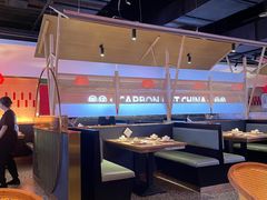 大堂-龙少爷碳火干锅(环球中心店)