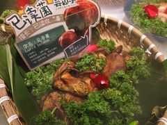 -芸山季·云南山珍菌火锅(人民广场来福士店)