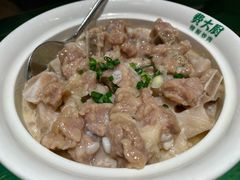 香芋蒸排骨-费大厨辣椒炒肉(太平老街店)