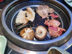 -梨花自助烤肉(西三旗万象汇黑金店)