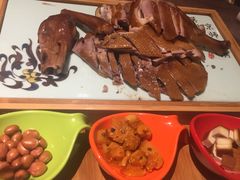 -有红鸡毛店·川菜(建设路店)