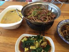 -乌镇那一年小院主题餐厅(甘泉西路店)