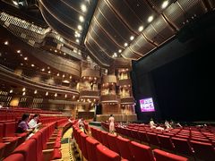 -交通银行前滩31演艺中心