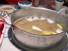 -左庭右院鲜牛肉火锅(浦江欢乐颂店)
