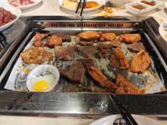 -爱客得牛排海鲜烤肉·火锅自助(春熙路黑金好店)