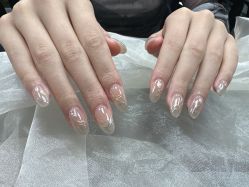 -芊屿芊浔美甲