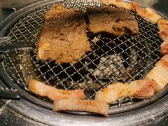 调味雪花牛排肉-韩聚屋韩国烤肉餐厅(新北万达店)