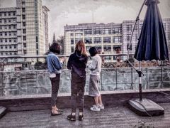 -UNI UNI(环亚凯瑟琳店)