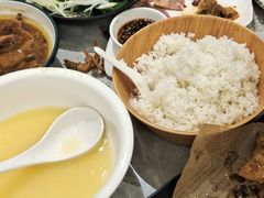 -何适山庄 ·可团建(水长城P2停车场店)