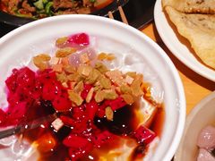 -大众跷脚牛肉馆·非遗传承单位(峨眉山店)