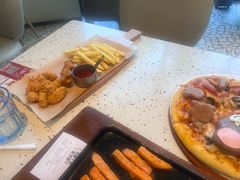 -必胜客(大坪英利店)