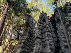-梭布垭石林景区