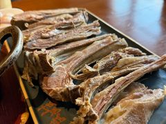 手抓羊肉-青海名吃尕张娃非遗烤肉(海湖总店)