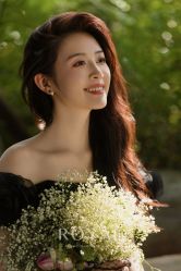 -挪娅婚纱摄影皇家会所