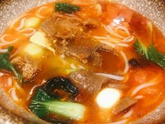 -蒙自源过桥米线(红谷滩万达店)