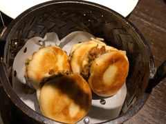 酥皮肉夹馍-甄御•海鲜新青岛菜(麦岛店)