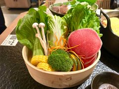 -三出山火锅(南京万象天地店)