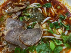 招牌羊肉粉-遵义虾子张六羊肉粉(普陀路店)