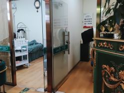 -苗方清颜专业祛痘连锁机构