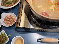 -邹开喜·小海鲜醉鸡煲·潮汕鲜切牛肉店(襄阳北路店)