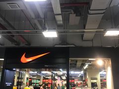 -上品折扣(回龙观店)