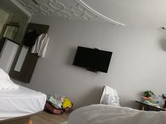 -怡莱酒店(无锡火车站南广场店)