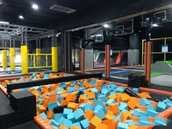 -蹦贝运动中心·蹦床·攀岩·闯关(龙岗店)