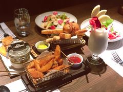 鹅肝慕斯配黑莓沙司-MOJO•湖景音乐餐厅•Bar(湖滨店)
