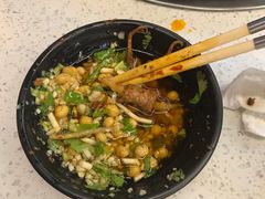 -钢管厂五区小郡肝串串香(蜀都万达店)