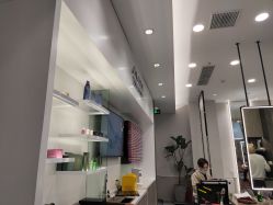 -Mentor Hair Salon