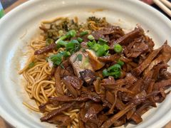 -佬钱湾仔(衣裳街店)