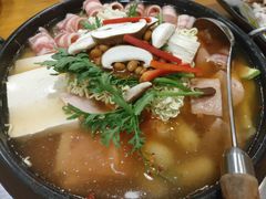 部队火锅-咕咕站韩国料理(紫金港店)