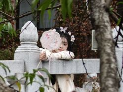 -苏州窝边小草摄影·汉服妆造跟拍(拙政园店)