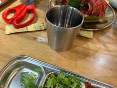 -汉城烤肉·黑金冠(华山路店)