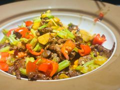 -魏铭鱼头捞饭(晋阳路店)