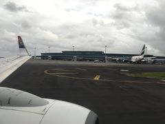 -西沃古尔·拉姆古兰爵士国际机场