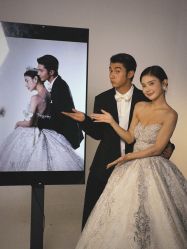 -城市花园婚纱摄影